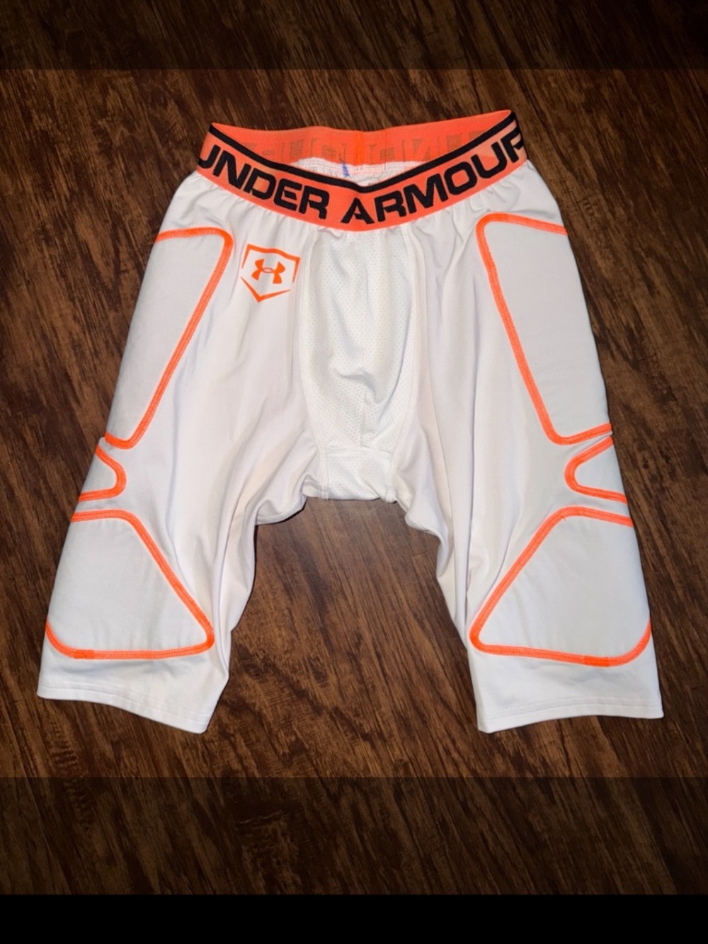 Men’s Under Armour padded sliding Shorts size small